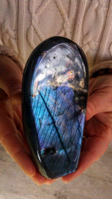 Labradoriet - Zeer zeldzame kleur - 730F hot metal kleur -, Antiek en Kunst, Curiosa en Brocante