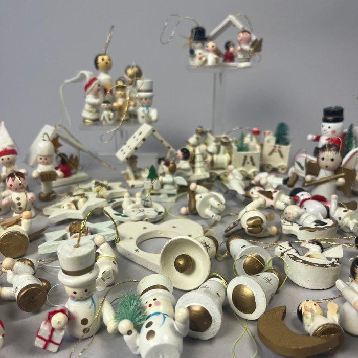 Decoratief ornament (100) - 100 stuks - Vintage Houten, Diversen, Kerst