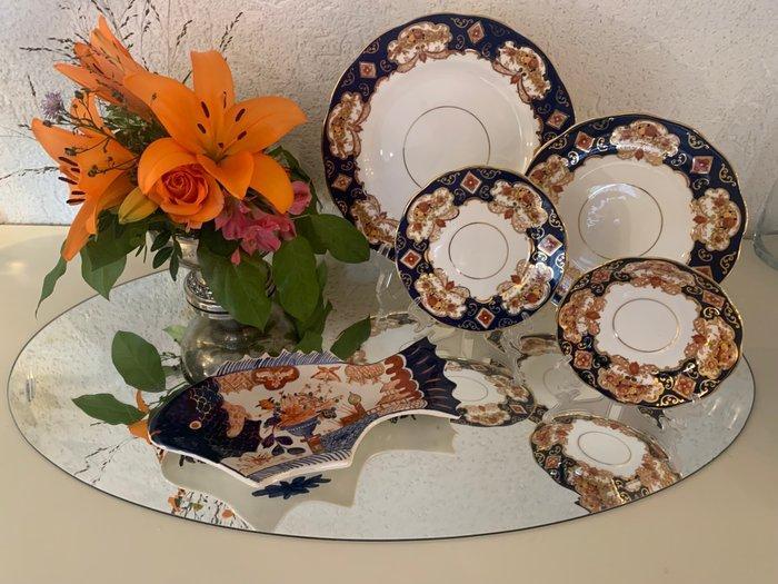 Royal Albert - Tafelservies (5) - Heirloom - Porselein, Bone, Antiek en Kunst, Antiek | Meubels | Tafels
