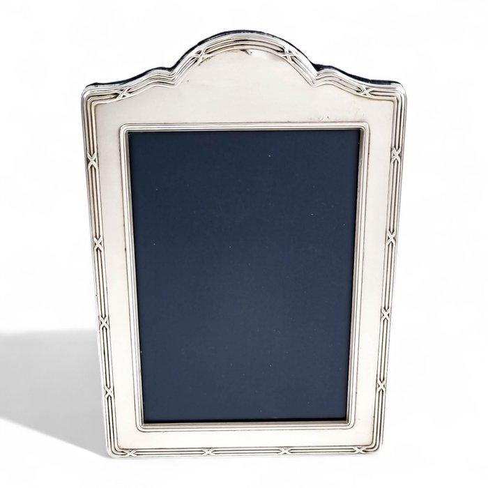 Sterling silver photo frame rectangular with arched top and, Antiek en Kunst, Antiek | Zilver en Goud