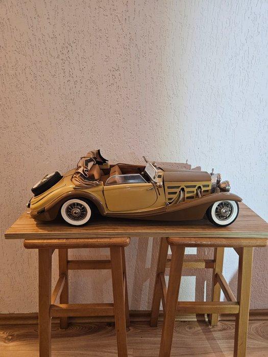 Pocher 1:8 - Model sportwagen - Mercedes, Hobby en Vrije tijd, Modelauto's | 1:5 tot 1:12