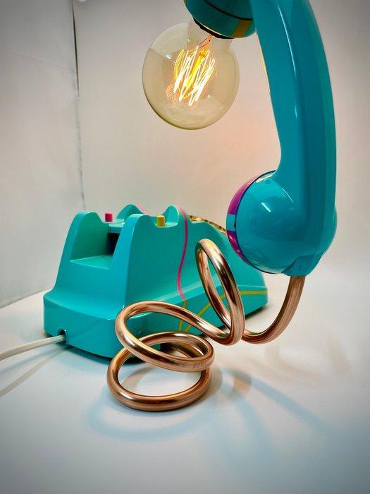 Tafellamp - Koper, Metaal, Plastic - In de stijl van pop art, Antiek en Kunst, Curiosa en Brocante