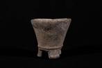 Terre Sainte (cananéen) basalte chalice, 12,5 x 13 cm, Verzamelen