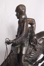 After Fredric Remington - sculptuur, Indiaan te paard - 29