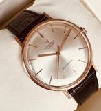 Universal Genève - Microtor 18K Gold - 2209925 - Heren -, Handtassen en Accessoires, Nieuw