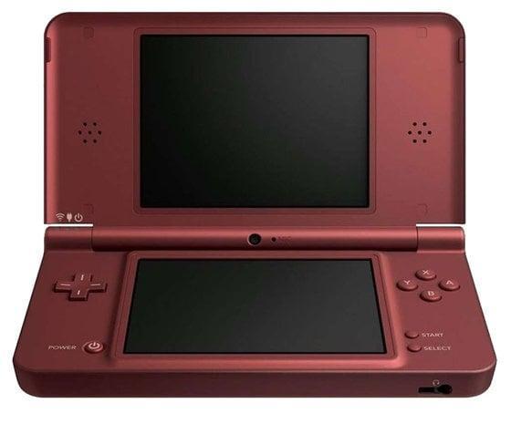 Nintendo DSi XL Wijnrood (Nette Staat & Krasvrije Schermen), Games en Spelcomputers, Spelcomputers | Nintendo DS, Zo goed als nieuw