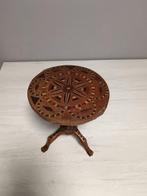 Bijzettafel - Hout, inlegwerk - Klein bijzettafeltje