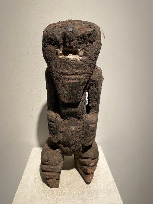Figuur - Kaka - Nigeria, Antiek en Kunst, Kunst | Niet-Westerse kunst