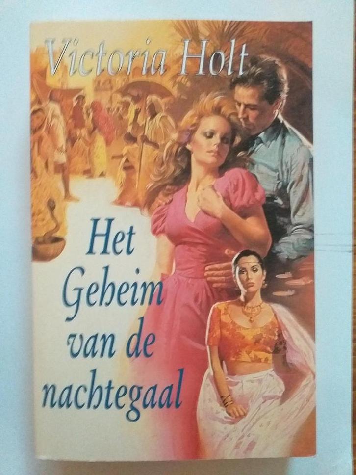 Geheim van de Nachtegaal 9789085196990 Victoria Holt, Boeken, Streekboeken en Streekromans, Gelezen, Verzenden