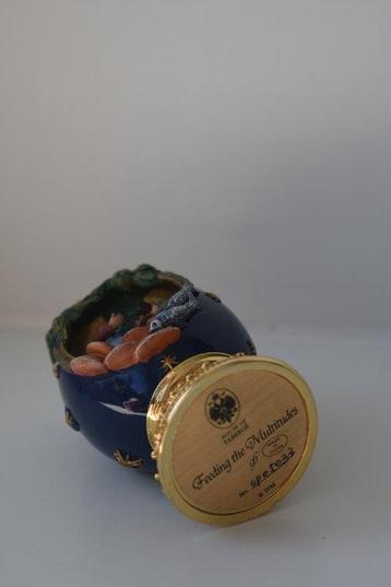 Fabergé ei - House of Fabergé - Feeding the Multitudes -
