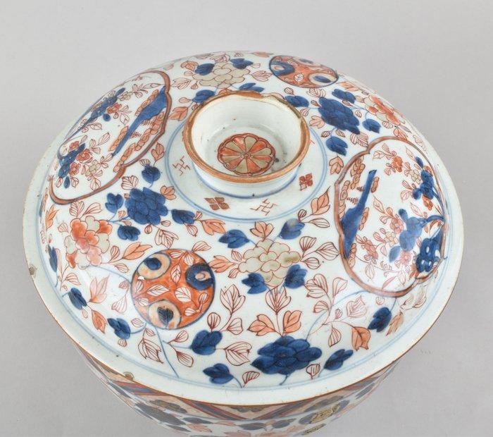 Tureen - A VERY MASSIVE CHINESE IMARI COVERED POT -, Antiek en Kunst, Antiek | Overige Antiek