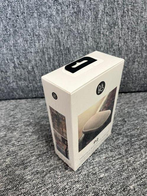 Bang & Olufsen - Beoplay P2 Sand Stone New In Box, Audio, Tv en Foto, Stereoketens