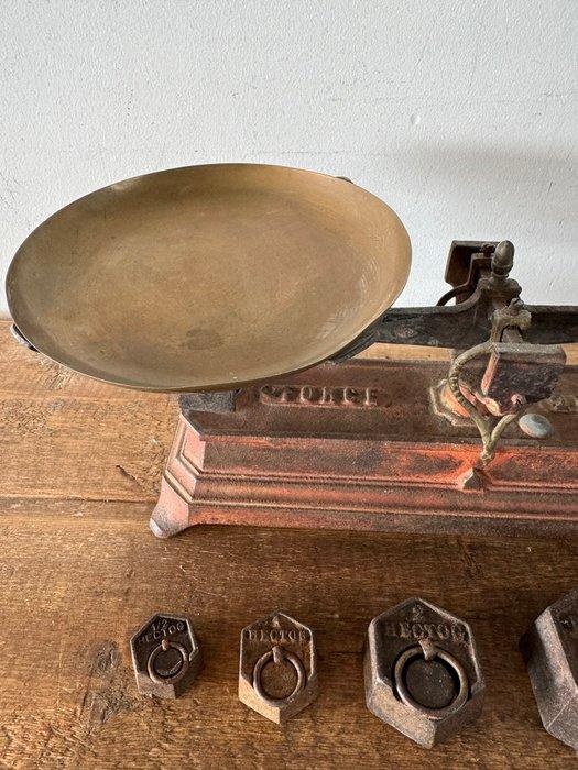 Balans of weegschaal - Bron - Oude weegschaal, Antiquités & Art, Curiosités & Brocante