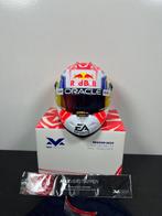 Red Bull Racing - Max Verstappen - 2023 - Casque à léchelle, Collections