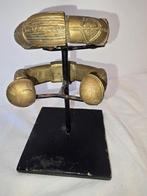 Paire de bracelets en laiton/bronze dAfrique de lOuest. -