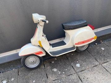 Vespa scooter - Peg PX200e electric - Jouet beschikbaar voor biedingen