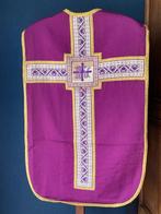 Objets religieux et spirituels - Soie, broderie, ruban -