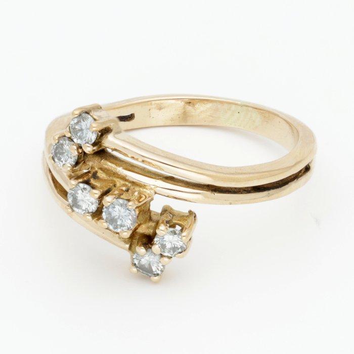 Ring - 18 karaat Geel goud Diamant (Natuurlijk), Handtassen en Accessoires, Ringen