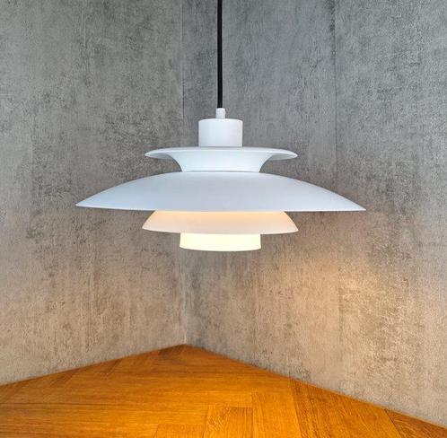 Plafondlamp - Scandinavische stijl - Aluminium, Antiek en Kunst, Kunst | Designobjecten