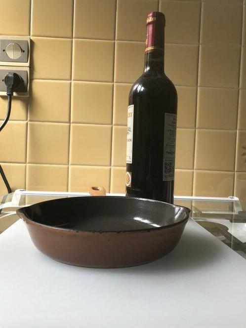 Le Creuset - Hapjespan - geëmailleerd gietijzer, Antiek en Kunst, Antiek | Keukengerei