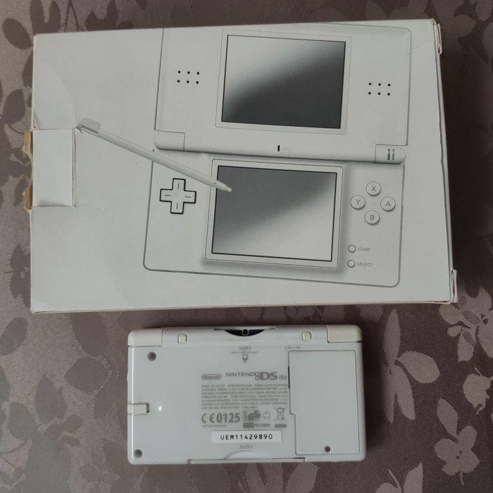 Nintendo - DS lite - Pack Collector DS Lite blanche / jeux /, Games en Spelcomputers, Spelcomputers | Overige Accessoires