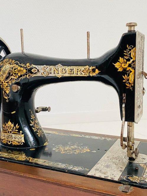 Singer 28 (1900) Machine à coudre - Fer, Or, Antiek en Kunst, Kunst | Designobjecten