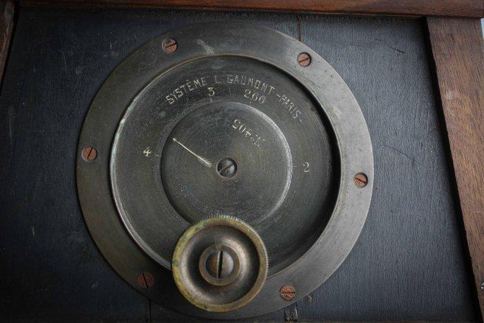 Gaumont Amplificateur Système Paris N° 405 Vergroter, Audio, Tv en Foto, Fotocamera's Analoog