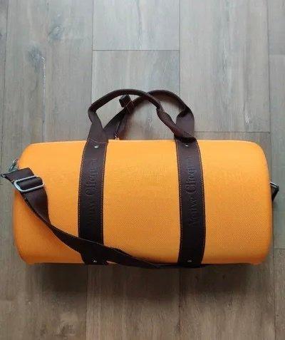 Veuve Cliquot - Exclusive Veuve Clicquot Travel Case -, Antiquités & Art, Antiquités | Ustensiles de cuisine