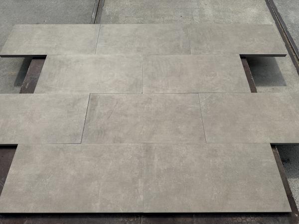 Veiling - 46,92 M2 Keramische Tegel Taupe 40x80x3 Cm, Tuin en Terras, Tegels en Klinkers