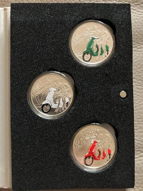 Italië. 5 Euro 2019 Vespa Trittico, Postzegels en Munten, Munten | Europa | Euromunten