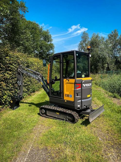 Volvo EC 18 1.8 Ton minigraver, Articles professionnels, Machines & Construction | Grues & Excavatrices