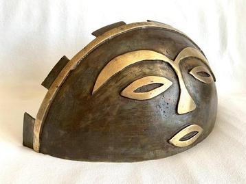 Mask - Bronzen wanddecoratie in de vorm van een abstract