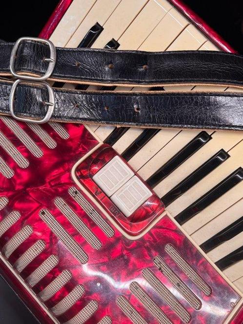 Accordéon à boutons - Inconnu (Sans Prix de Réserve), Muziek en Instrumenten, Blaasinstrumenten | Blokfluiten