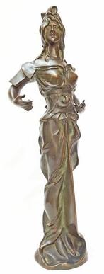 Van De Kerckhove - Beeld, Staande vrouw - 45 cm -