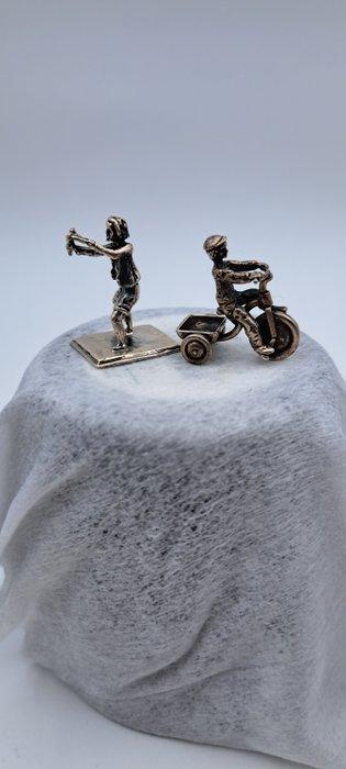 Schoonhoven - Figurine miniature - Kind op 3-wieler & jongen