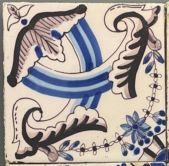 Carreau - Diagonaal decor - environ 1830, Antiquités & Art, Antiquités | Verre & Cristal