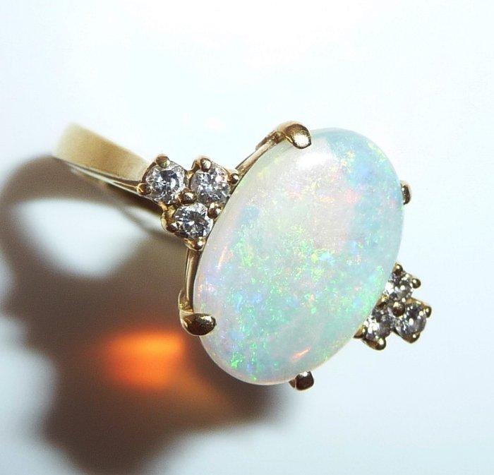 Ring - 18 karaat Geel goud - 1.75ct. tw. Opaal - Diamant -, Handtassen en Accessoires, Ringen