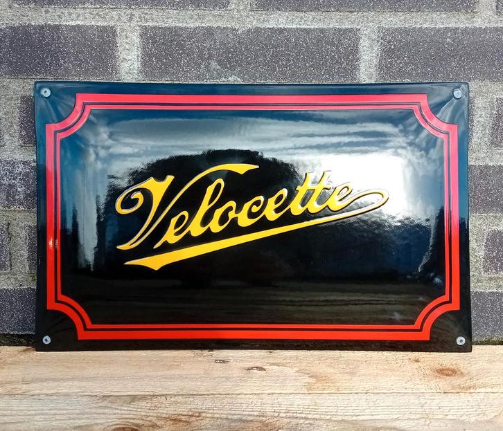 Velocette, Verzamelen, Merken en Reclamevoorwerpen, Verzenden