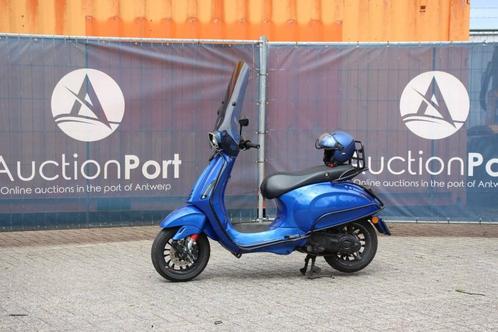 Veiling: Vespa Sprint 50 Benzine 2022 (Marge), Fietsen en Brommers, Scooters | Vespa, Ophalen
