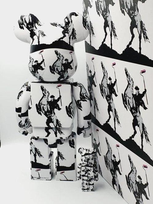 NO RESERVE Medicom Toy x Banksy - Be@rbrick 400% + 100%, Antiek en Kunst, Kunst | Designobjecten