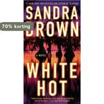 White Hot 9780743466769 Sandra Brown, Boeken, Verzenden, Gelezen, Sandra Brown