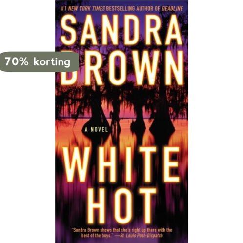 White Hot 9780743466769 Sandra Brown, Boeken, Overige Boeken, Gelezen, Verzenden