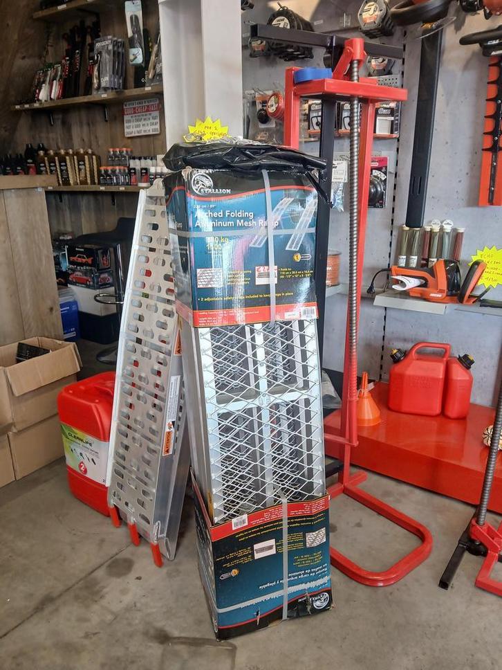 Oprijplaten en zitmaaier lift, Tuin en Terras, Hand-tuingereedschap, Nieuw, Ophalen of Verzenden