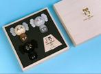 Kaws (1974) - Holiday Japan Limited Kokeshi Doll Set, Antiek en Kunst