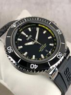 Oris - Aquis Depth Gauge Automatic 50BAR + Diver Box - 01, Handtassen en Accessoires, Horloges | Heren, Nieuw