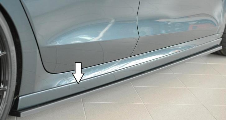 Side skirt | Skoda | Octavia 20- 5d hat. / Octavia Combi 20-, Auto-onderdelen, Carrosserie, Nieuw, Skoda, Verzenden