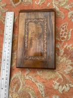 Jerusalem workshop - Holy Land Olive Wood Album. Flowers &, Antiek en Kunst