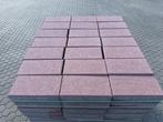 Veiling - 11 M2 Betontegel Rood Met Facet 30x15x8 Cm