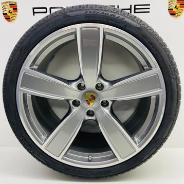 Porsche Cayenne( E3) 22 Sport Classic zilver met banden, Ophalen, Banden en Velgen