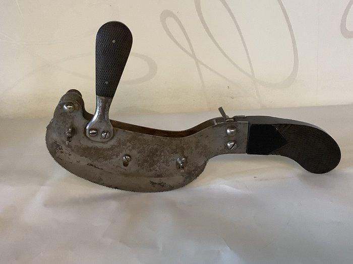 Colin - Chirurgische instrumenten - Ebbenhout en staal -, Antiek en Kunst, Curiosa en Brocante